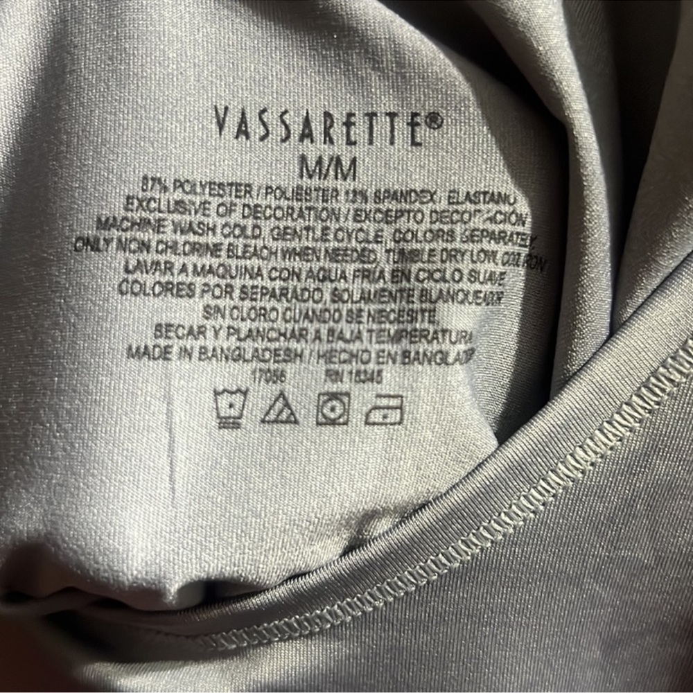 Vassarette Racer Back women’s tank - Picture 3 of 3